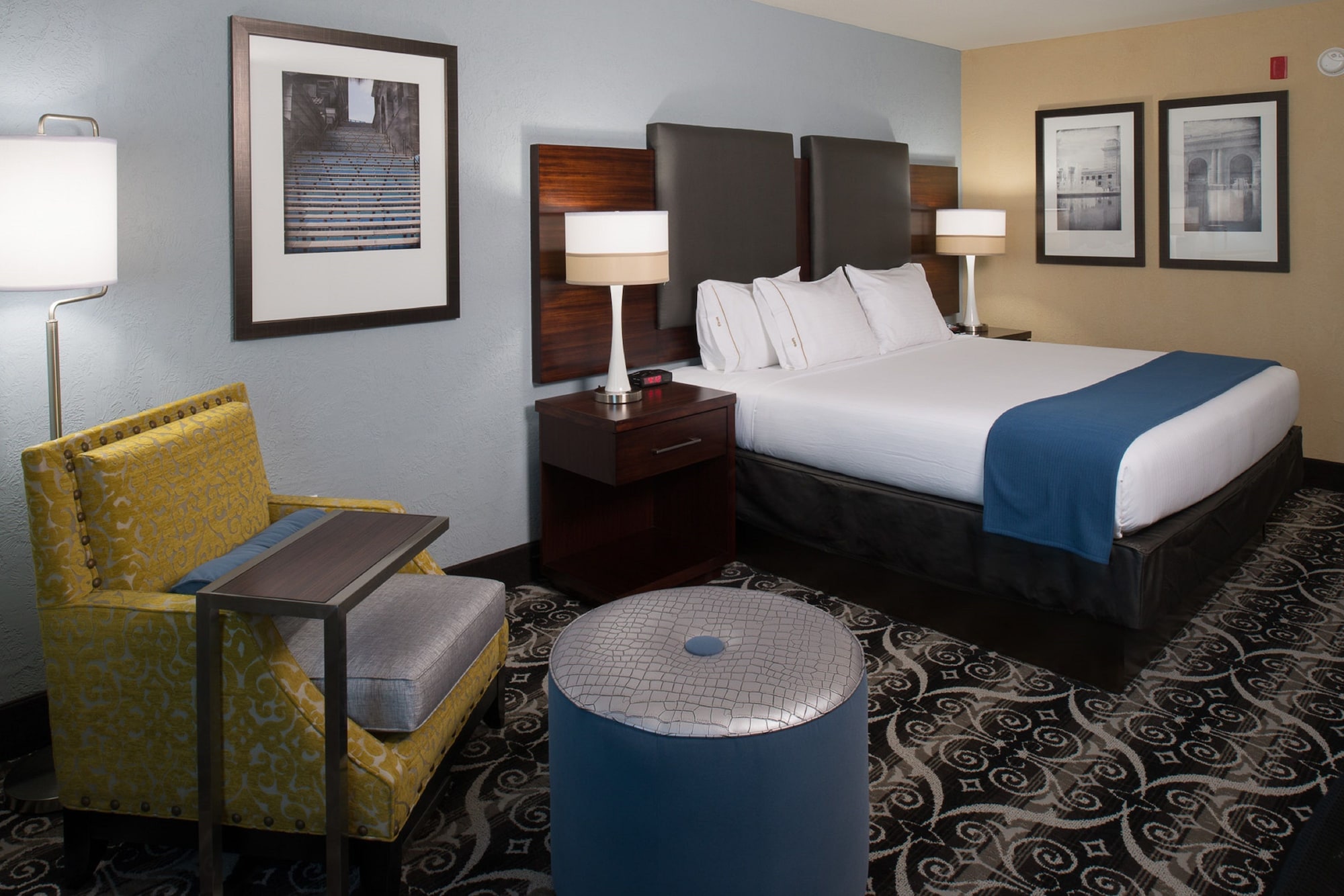 holiday inn express and suites kansas city airport by ihg