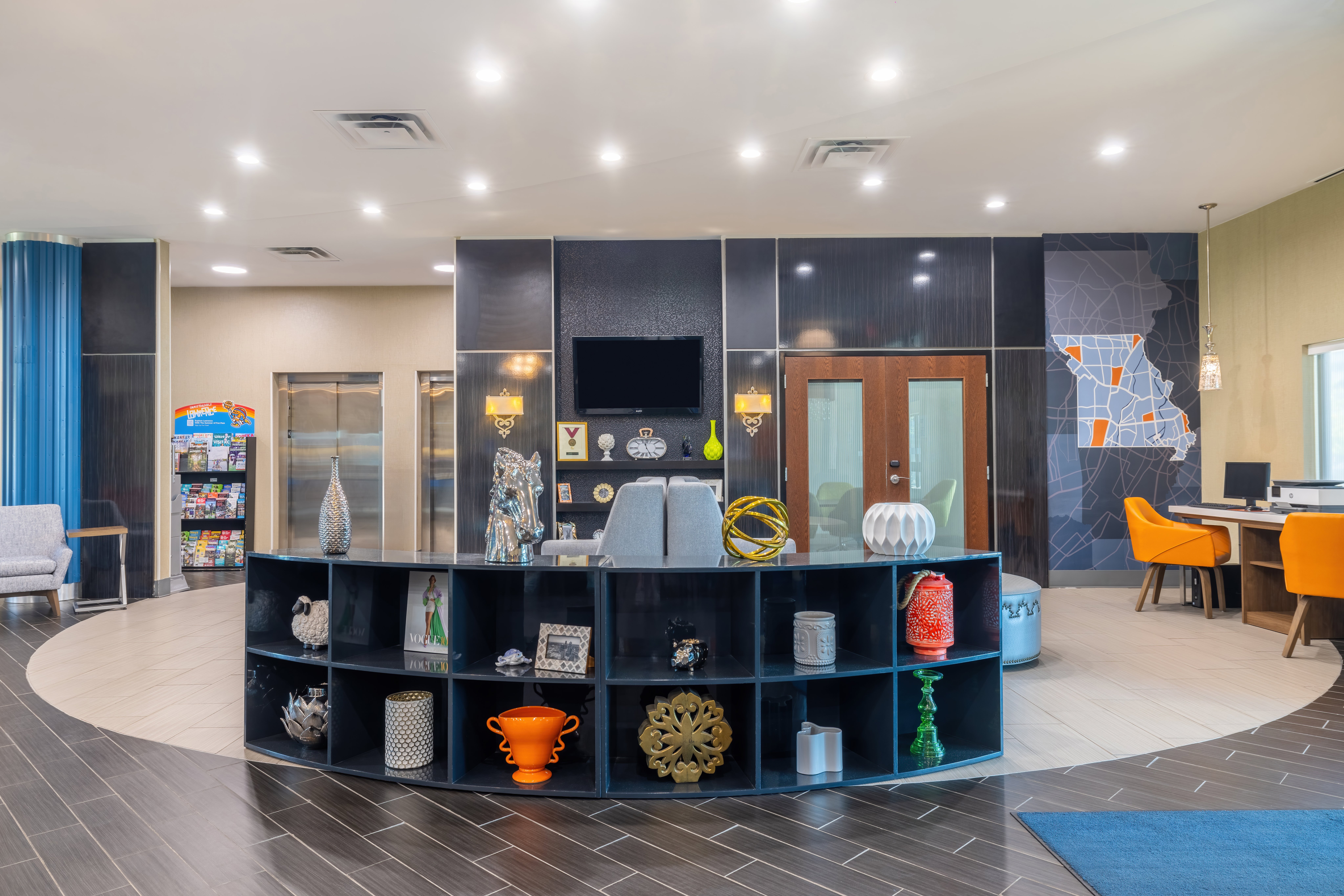 holiday inn express and suites kansas city airport by ihg