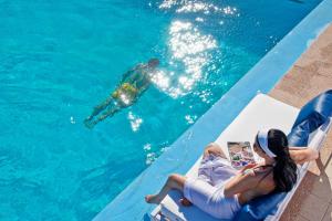 mrs chryssana beach hotel