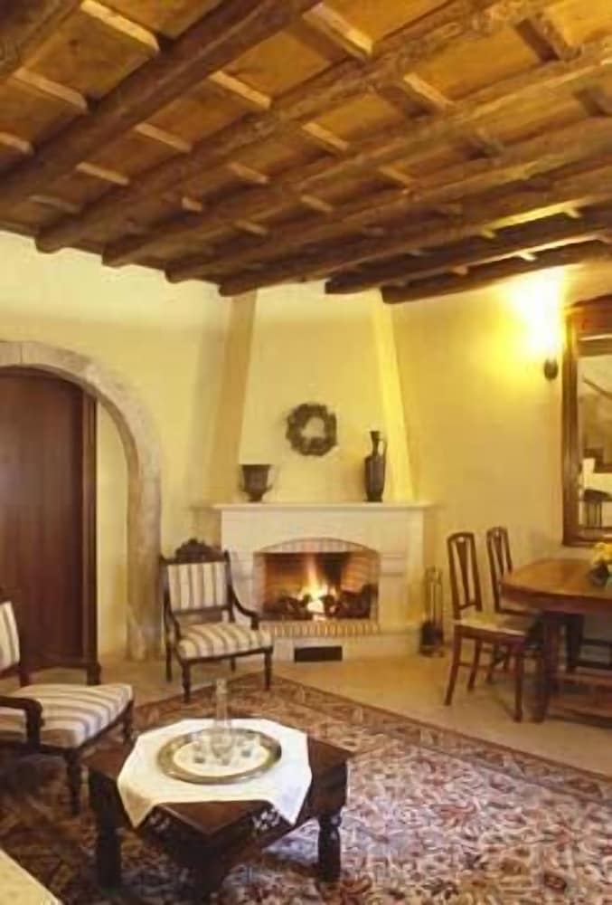 kalimera archanes village