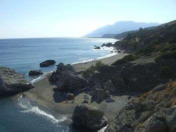 akros oreon hotel