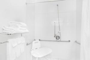 super 8 by wyndham cobleskill ny