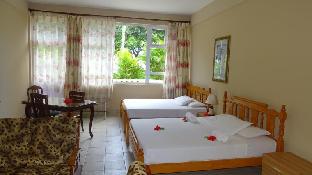 Reef Holiday Apartments,Anse Boileau>>Anse Aux Pins,3 star