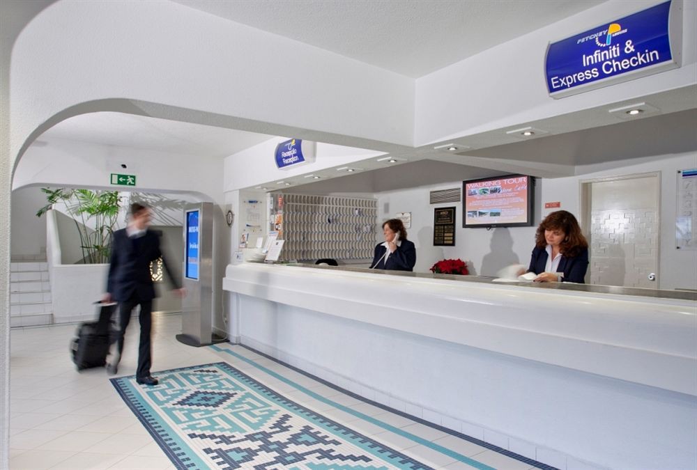 grand muthu oura view beach club