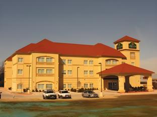 comfort inn and suites cedar hill duncanville