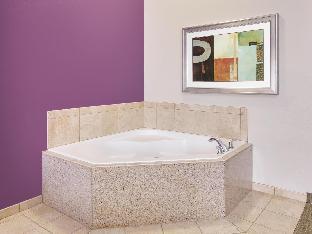 comfort inn and suites cedar hill duncanville