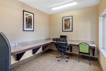 comfort inn and suites cedar hill duncanville
