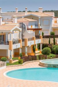 Nau Salema Beach Village,Barao De Sao Miguel>>Algarve,4 star