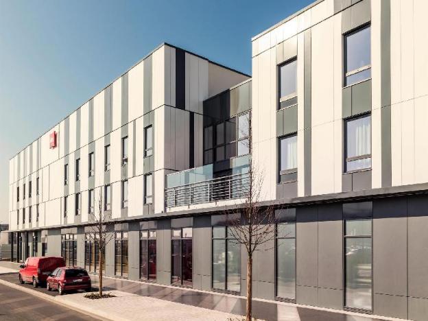 ibis paris coeur dorly airport