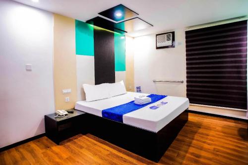hotel dreamworld north edsa
