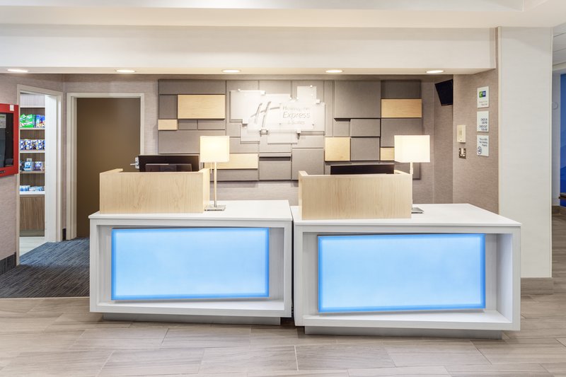 holiday inn express and suites tilton lakes region