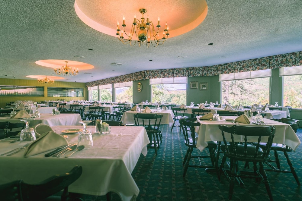 Town And Country Inn & Resort,Gorham>>Coos County,3 star