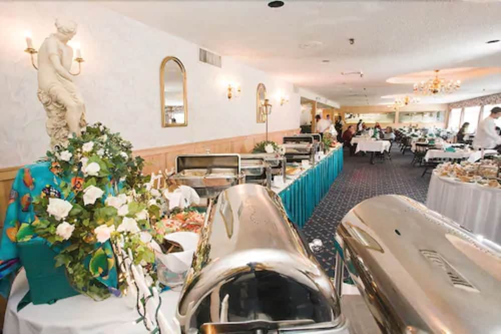 Town And Country Inn & Resort,Gorham>>Coos County,3 star