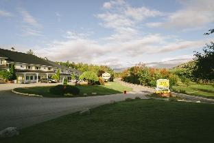 town and country inn and resort