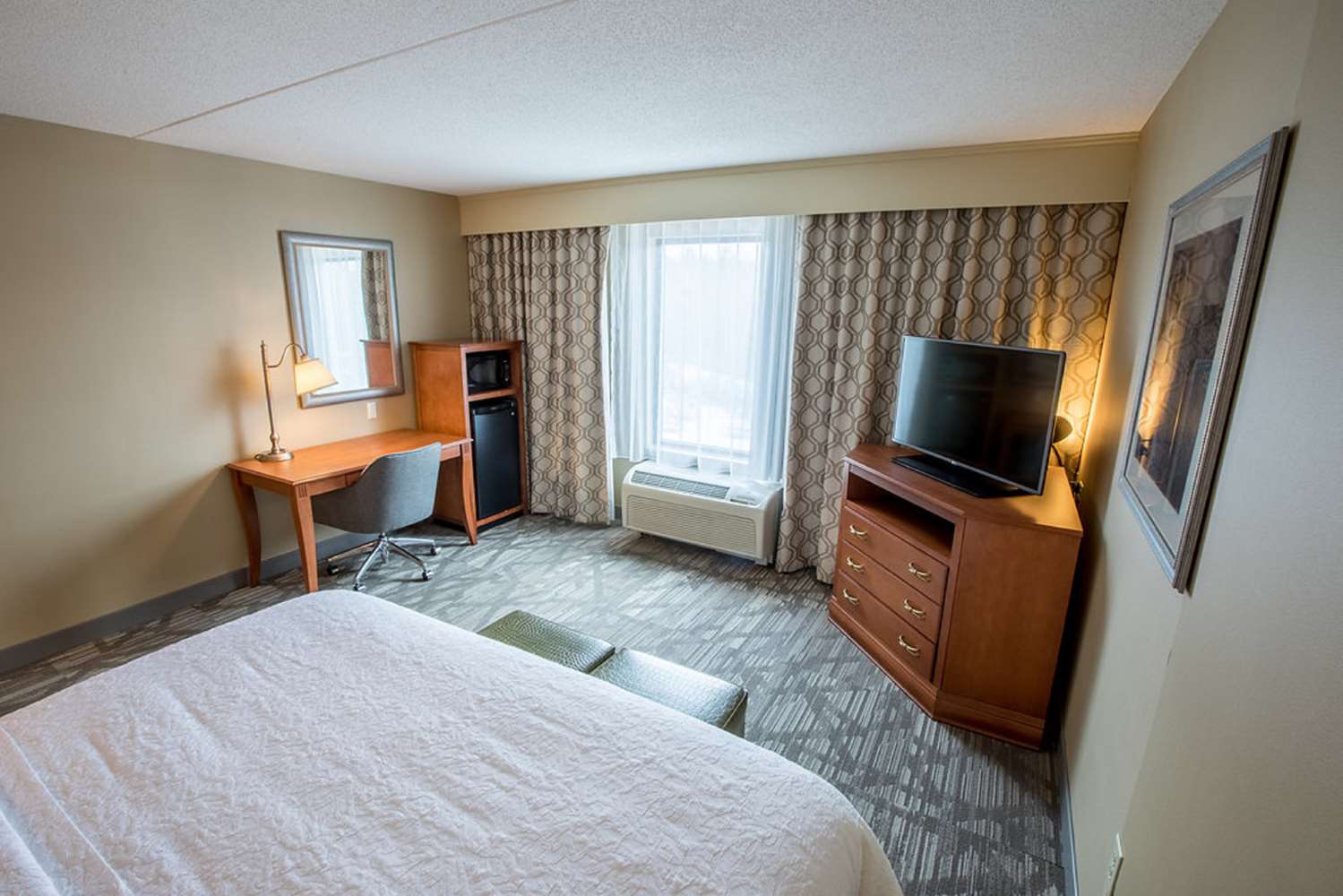 hampton inn and suites tilton