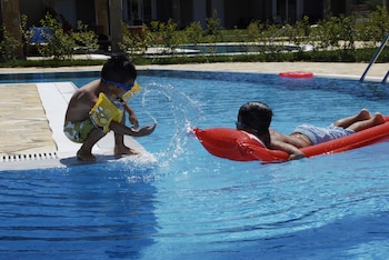 olympia golden beach and spa