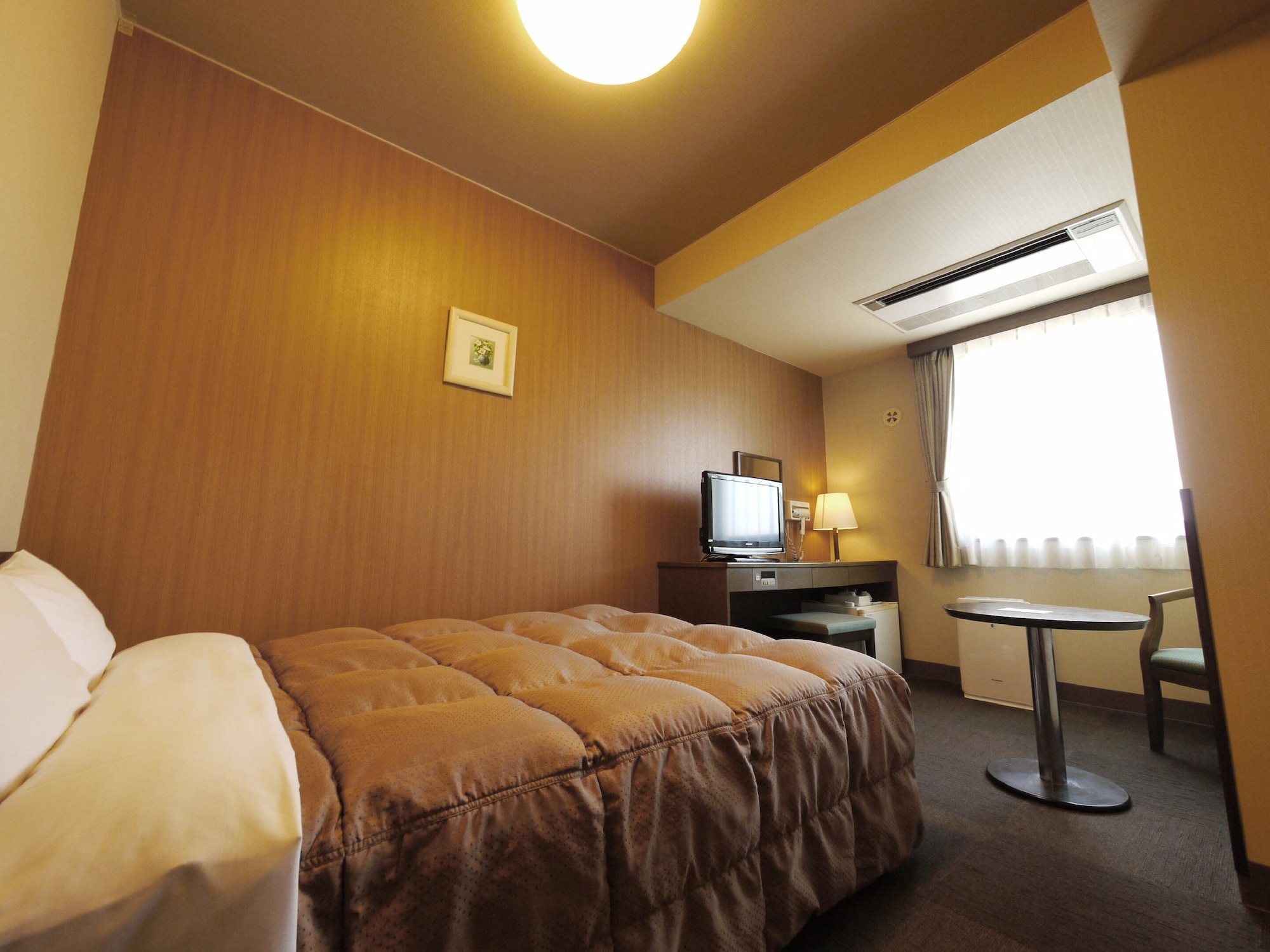 hotel route inn takasakieki nishiguchi