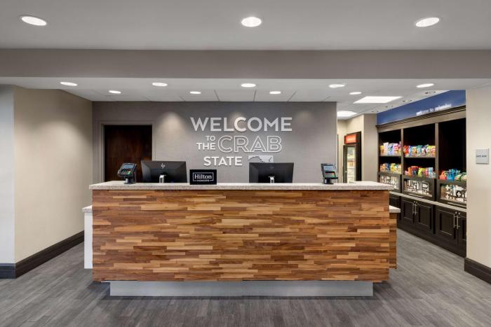 hampton inn and suites columbia south fort meade area