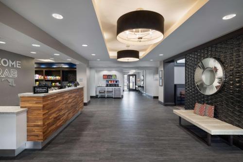 hampton inn and suites columbia south fort meade area