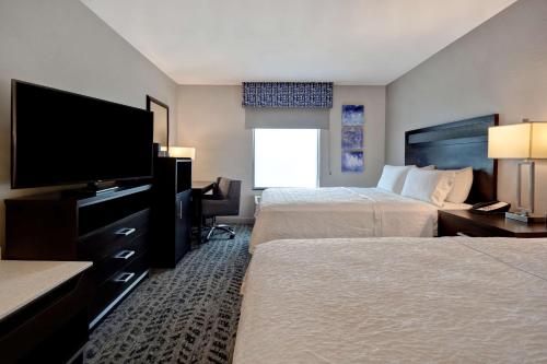 hampton inn and suites columbia south fort meade area