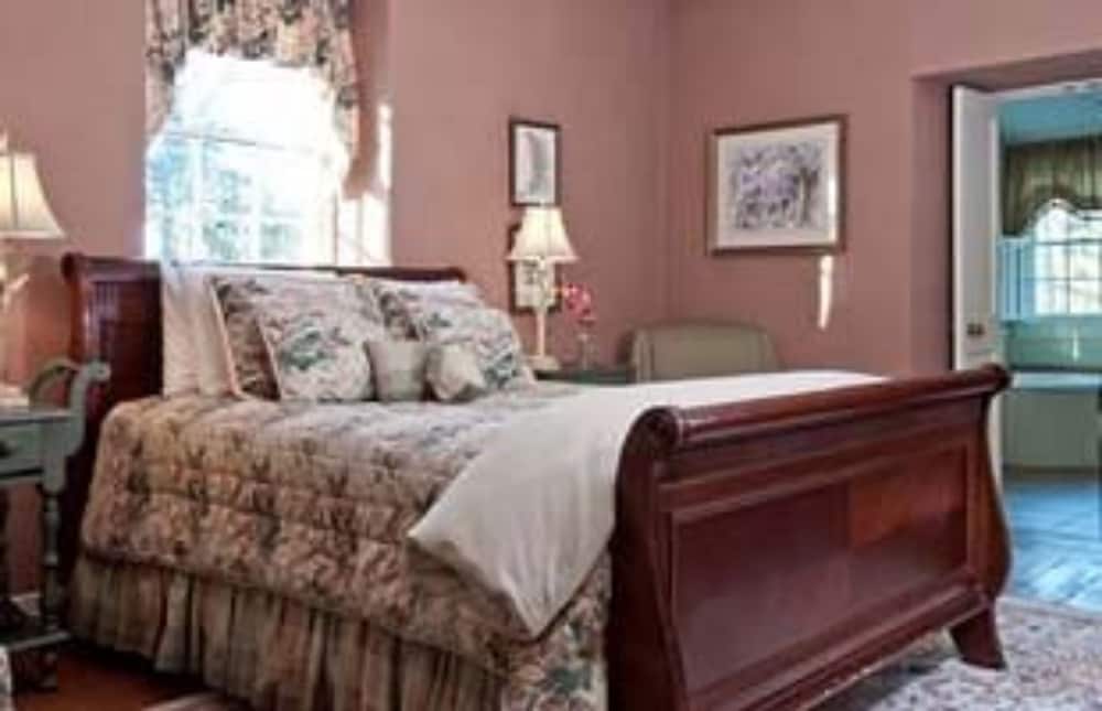 the wayside inn bed and breakfast