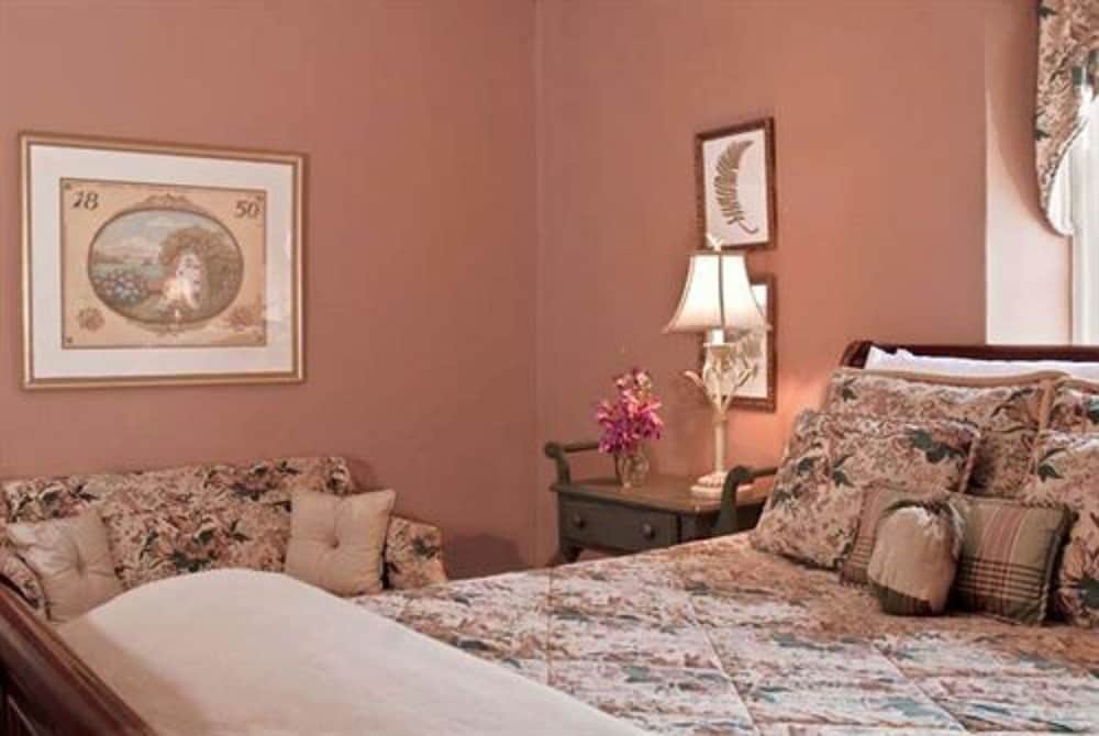 the wayside inn bed and breakfast