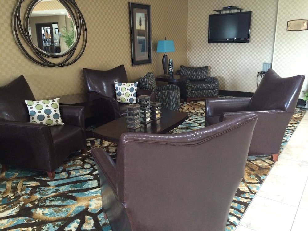 holiday inn express and suites council bluffs conv