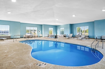 Holiday Inn Express And Suites Council Bluffs Conv,Iowa>>Council Bluffs,3 star