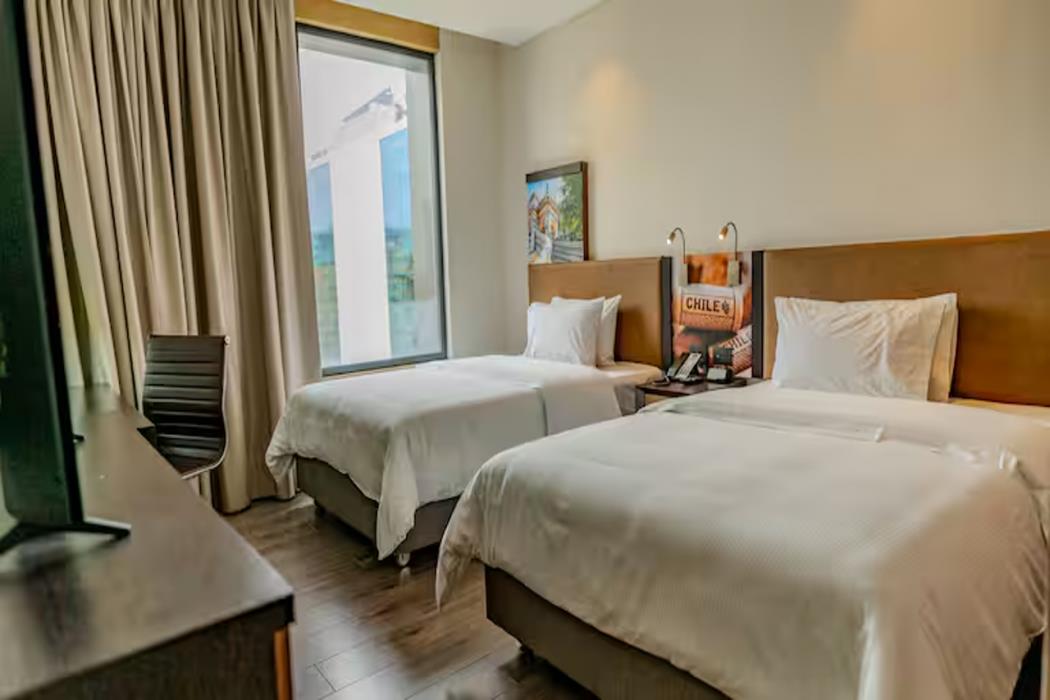 hampton by hilton santiago las condes