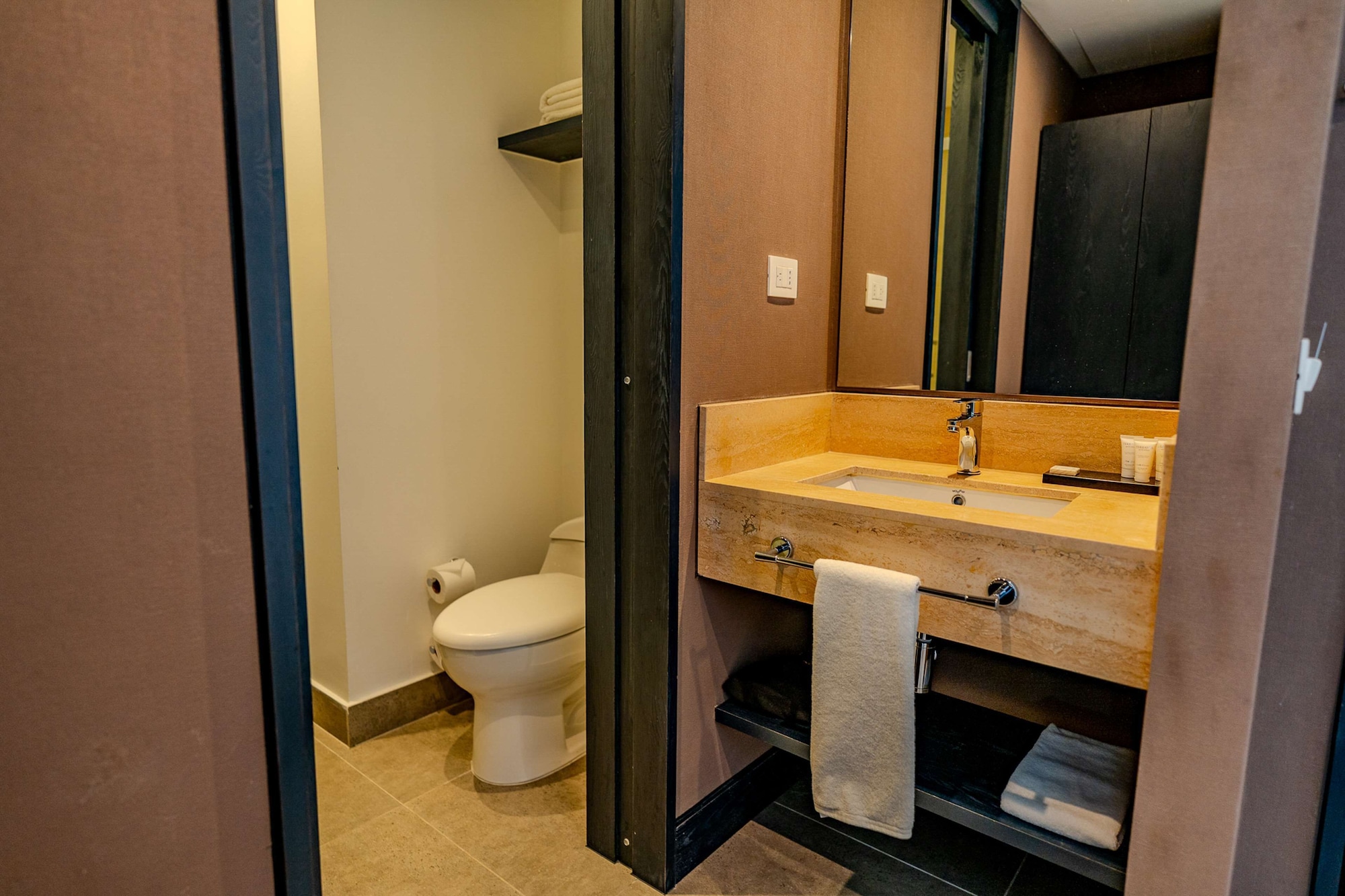 hampton by hilton santiago las condes