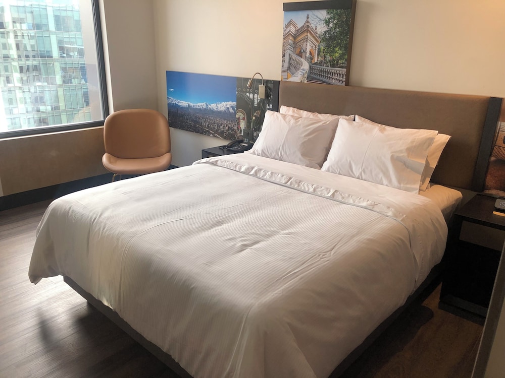 hampton by hilton santiago las condes