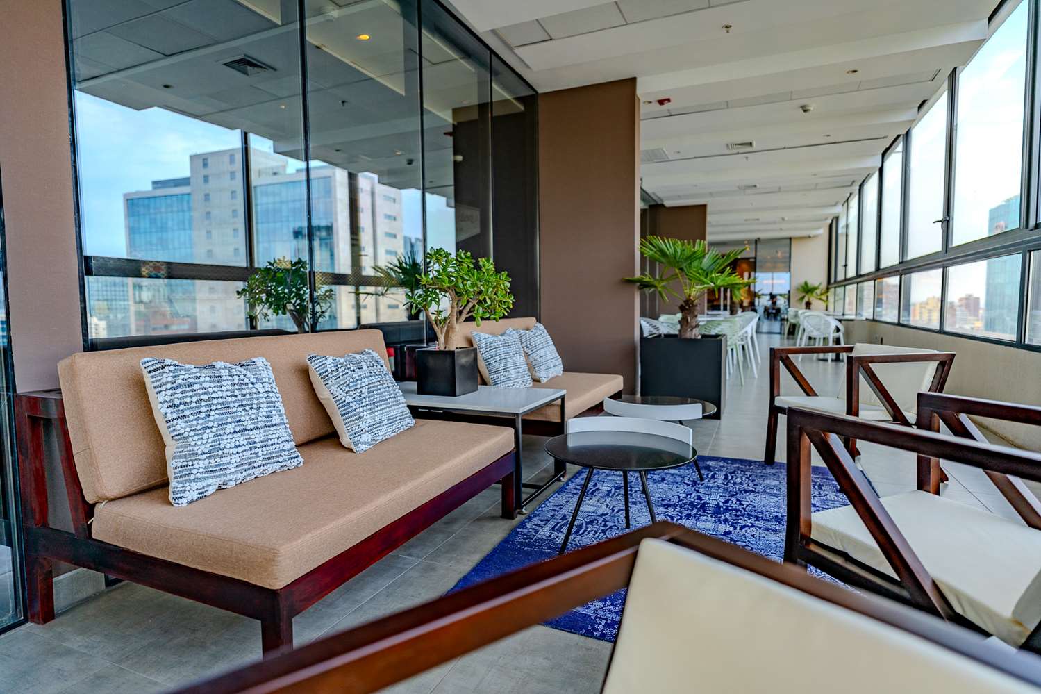 hampton by hilton santiago las condes