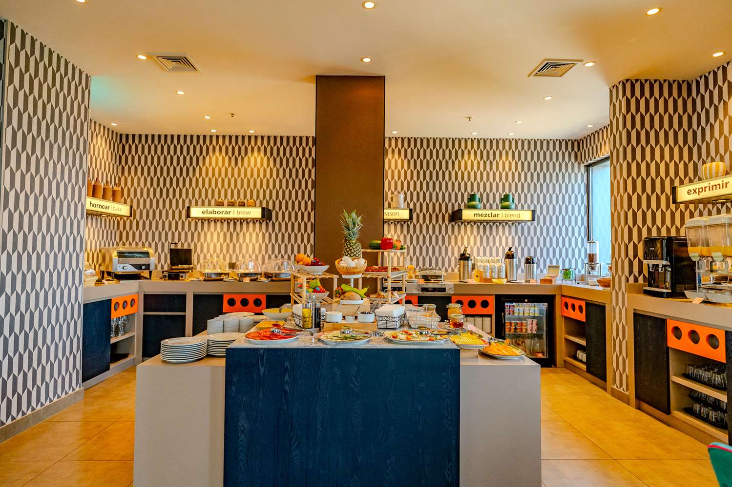 hampton by hilton santiago las condes