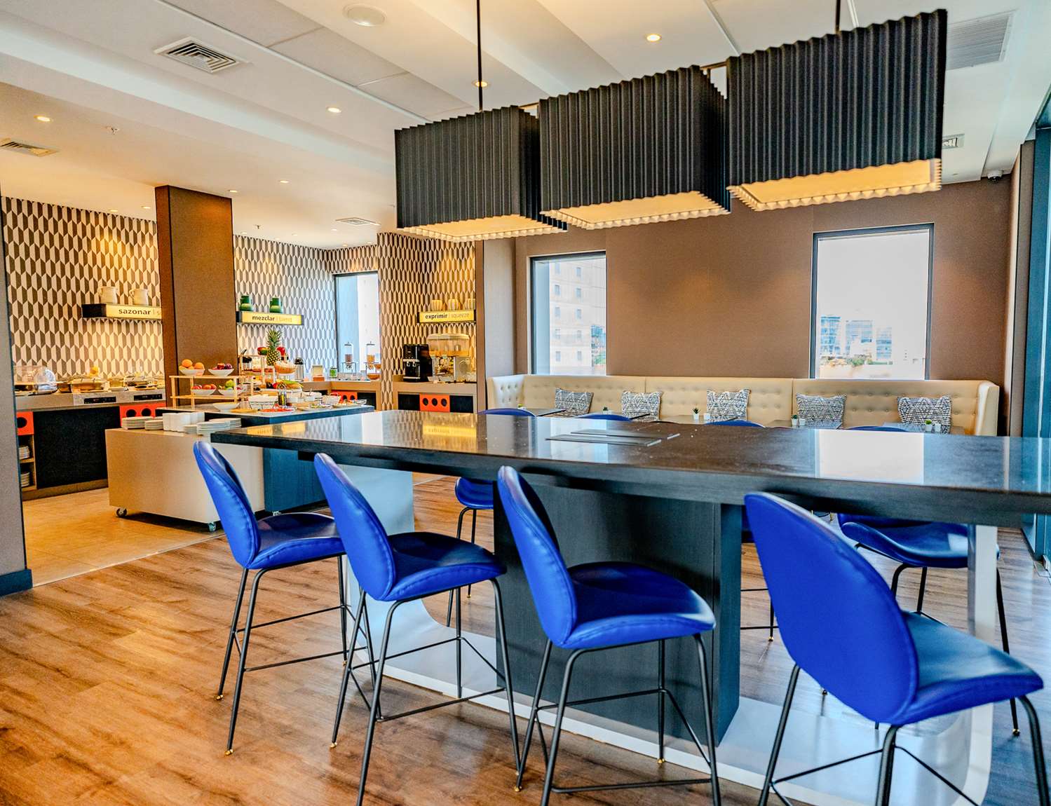 hampton by hilton santiago las condes