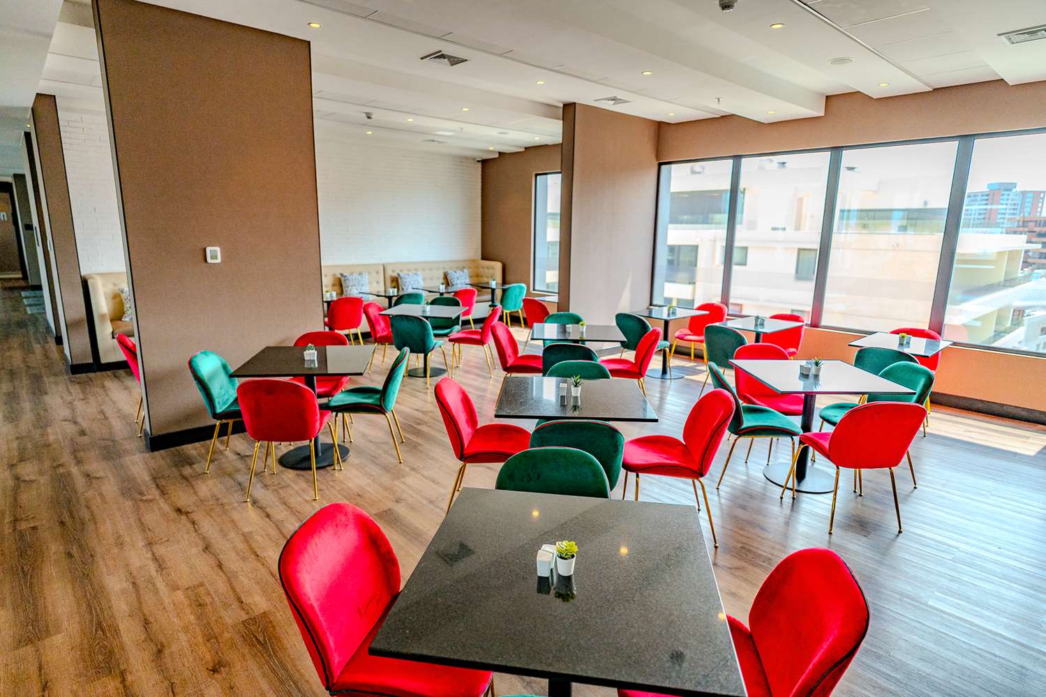 hampton by hilton santiago las condes