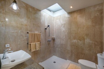 villa shree canggu by azure