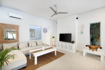 Villa Shree Canggu By Azure,,4 star