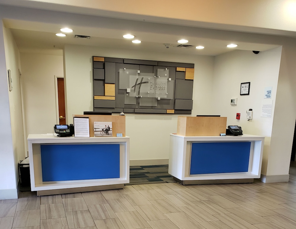 holiday inn express hotel and suites mount airy by ihg