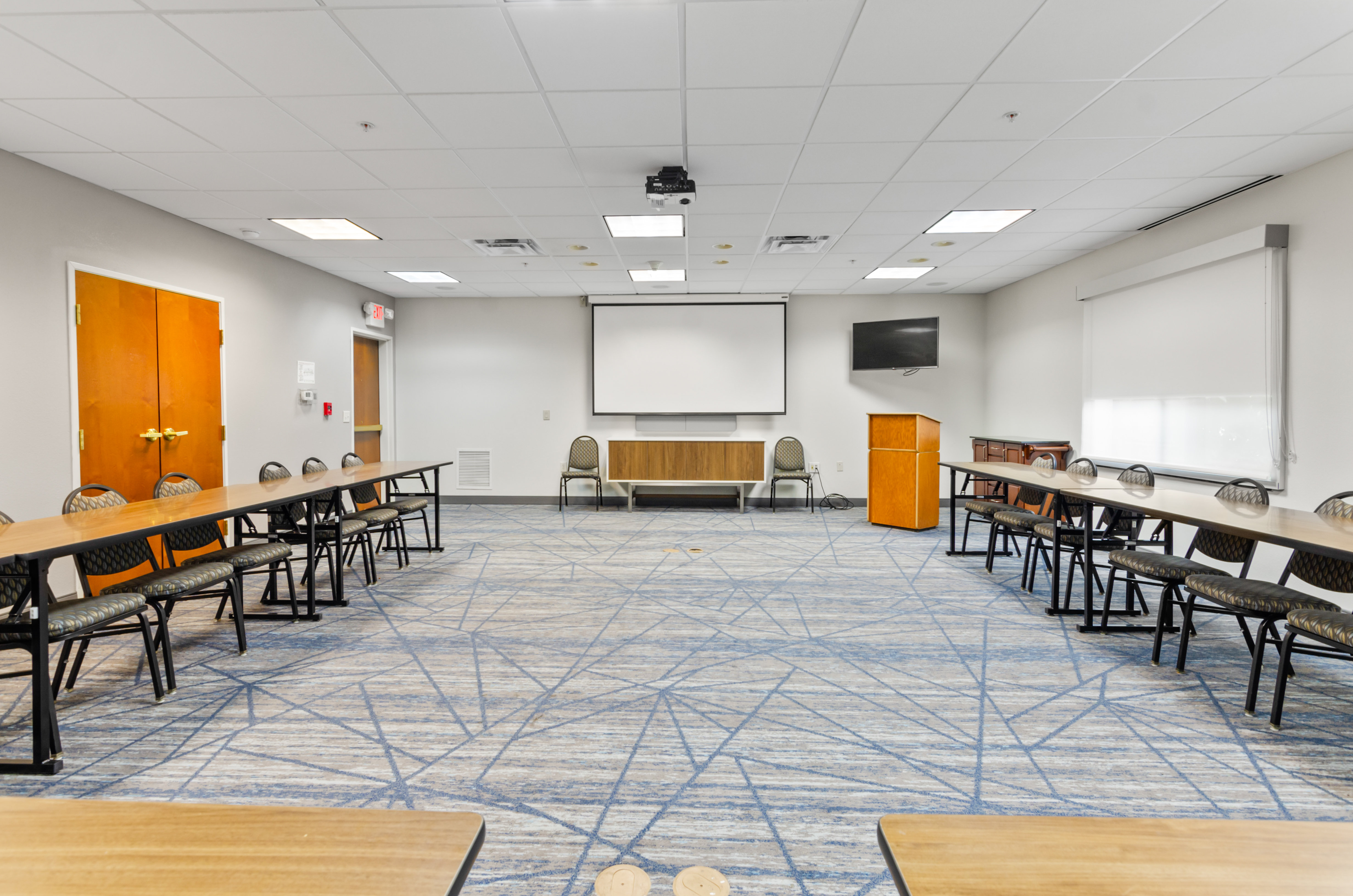 holiday inn express hotel and suites mount airy by ihg