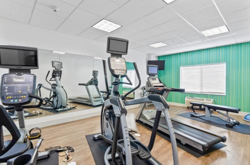 holiday inn express hotel and suites mount airy by ihg