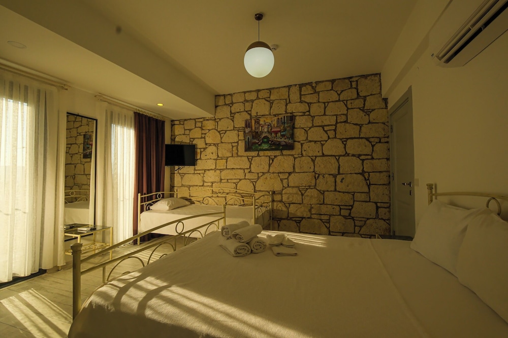 kybele alacati