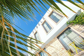 Kybele Alacati,,0 star