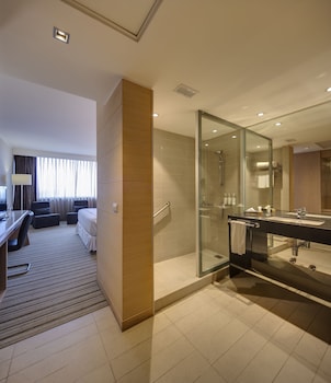 wyndham concepcion pettra