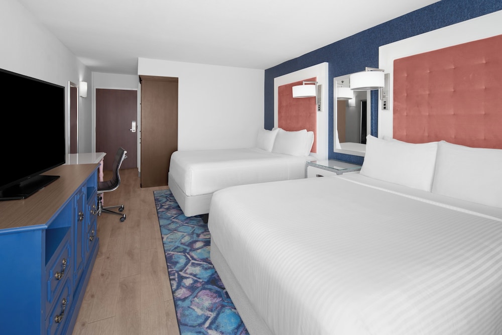 hotel indigo mount pleasant by ihg