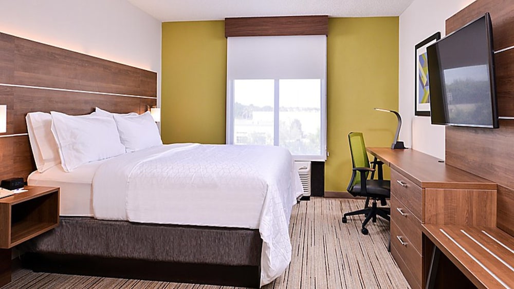 holiday inn express hotel and suites mount pleasant by ihg