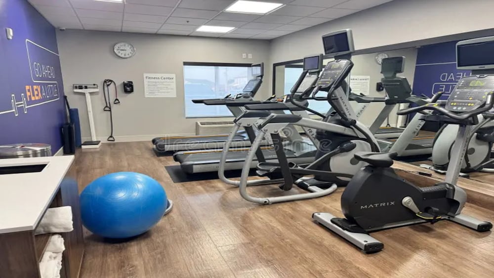 holiday inn express hotel and suites mount pleasant by ihg
