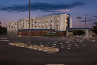 hampton inn and suites grove city
