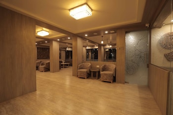 pride biznotel sasan gir