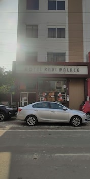 hotel ravi palace