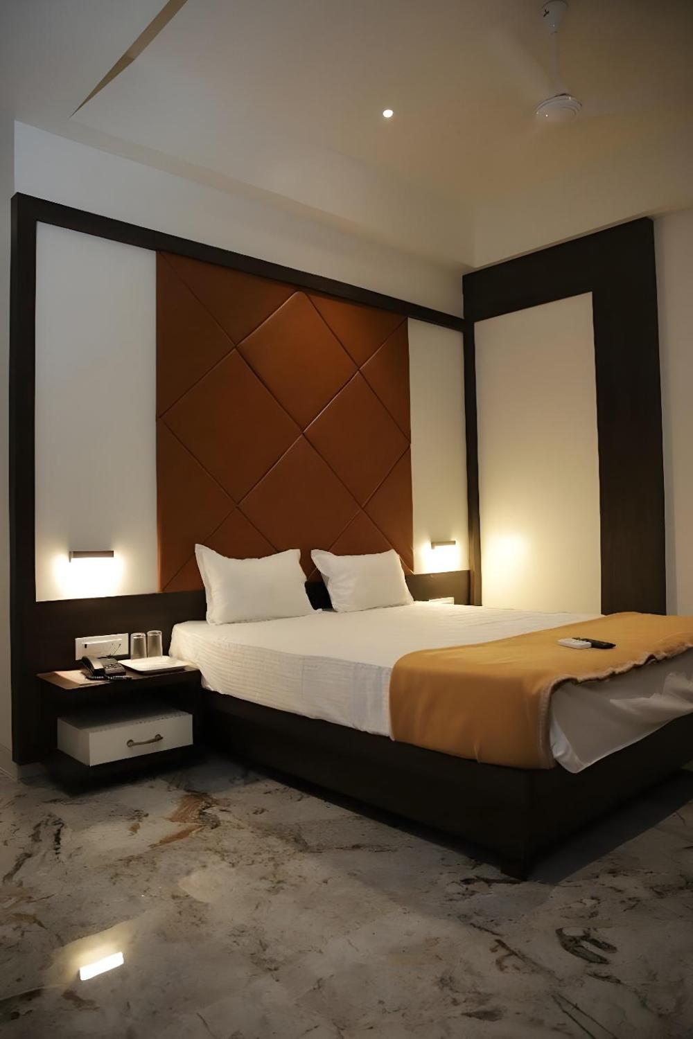 m b residency lodging and boarding by wb inn
